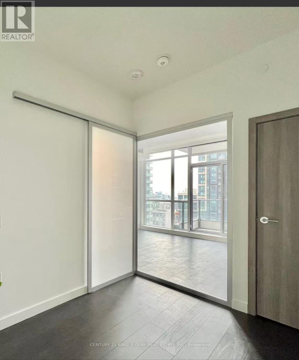 2210 - 38 Widmer Street, Toronto, Ontario  M5V 0P7 - Photo 15 - C12694414