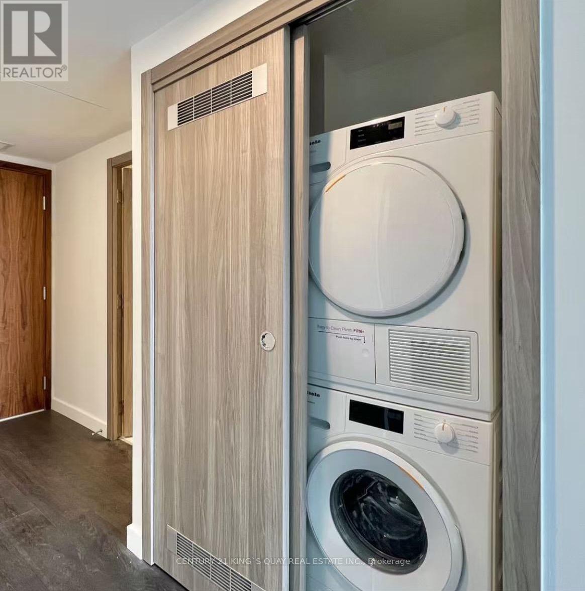 2210 - 38 Widmer Street, Toronto, Ontario  M5V 0P7 - Photo 18 - C12694414