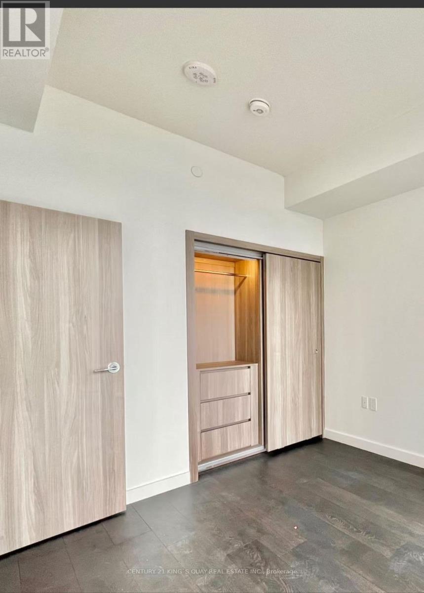 2210 - 38 Widmer Street, Toronto, Ontario  M5V 0P7 - Photo 9 - C12694414