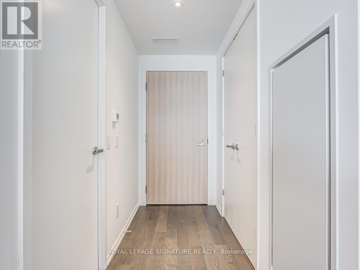 2010 - 5 Soudan Avenue, Toronto, Ontario  M4S 0B1 - Photo 3 - C12694420