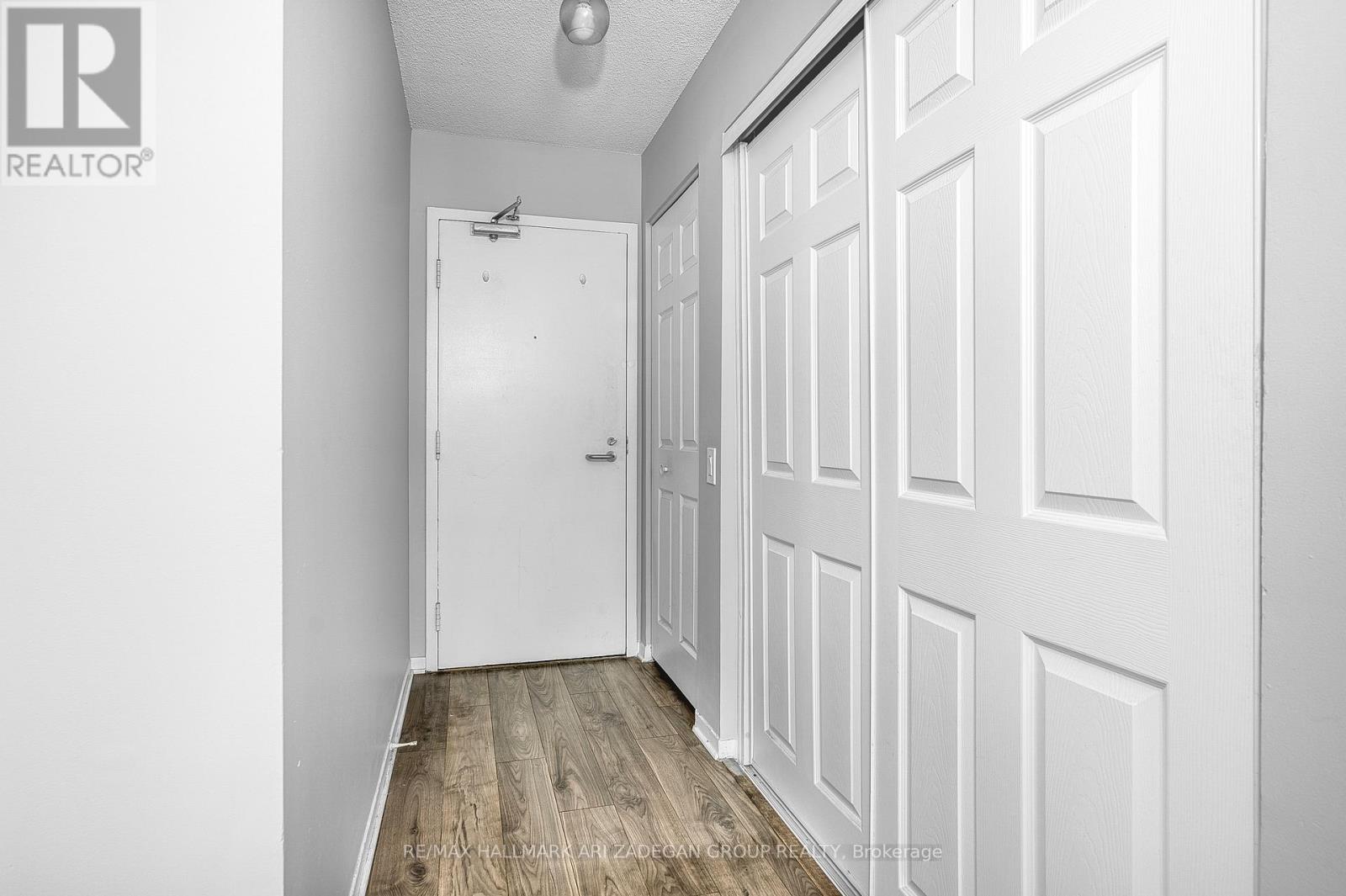 1310 - 21 Overlea Boulevard, Toronto, Ontario  M4H 1P2 - Photo 4 - C12694440