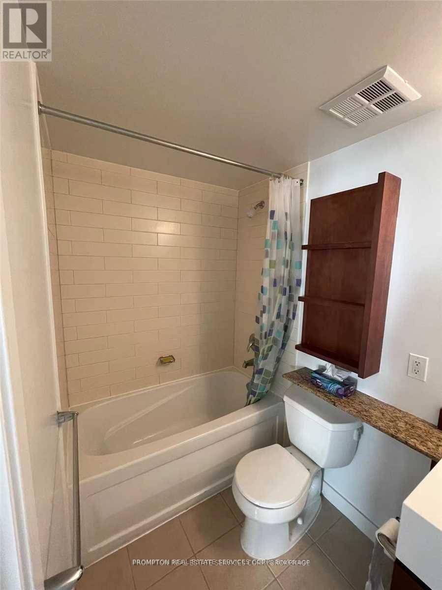 1810 - 35 Mariner Terrace, Toronto, Ontario  M5V 3V9 - Photo 6 - C12694448