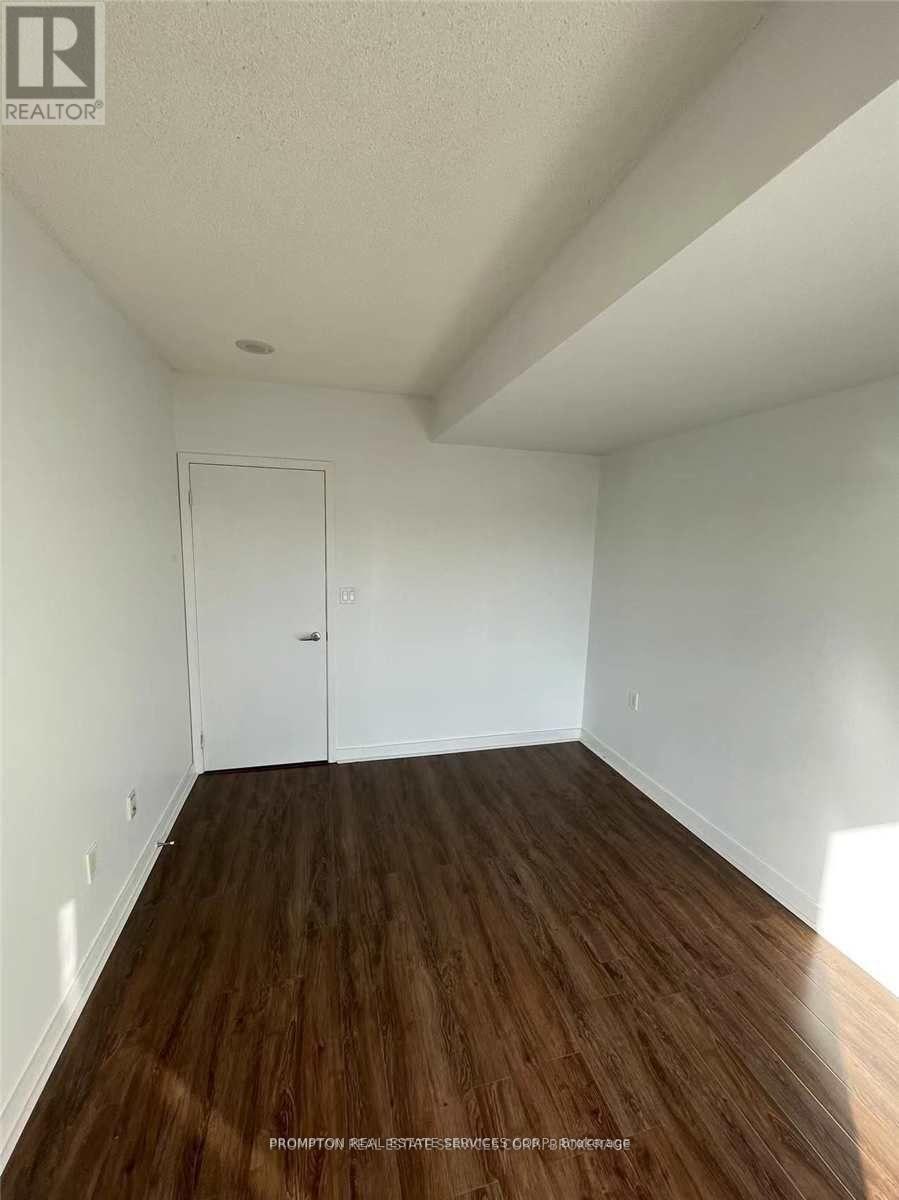 1810 - 35 Mariner Terrace, Toronto, Ontario  M5V 3V9 - Photo 8 - C12694448