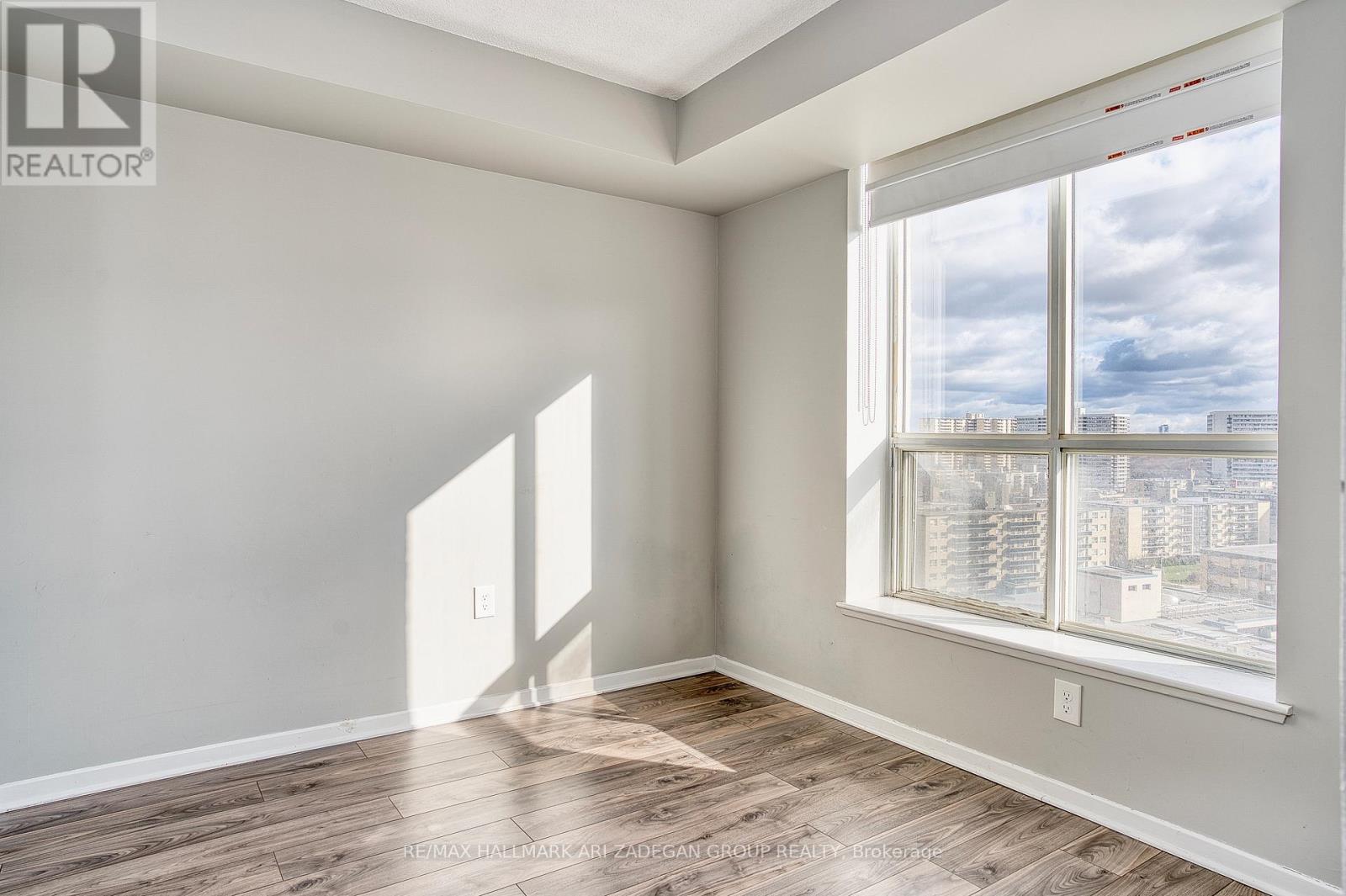 312 - 21 Overlea Boulevard, Toronto, Ontario  M4H 1P2 - Photo 15 - C12694452