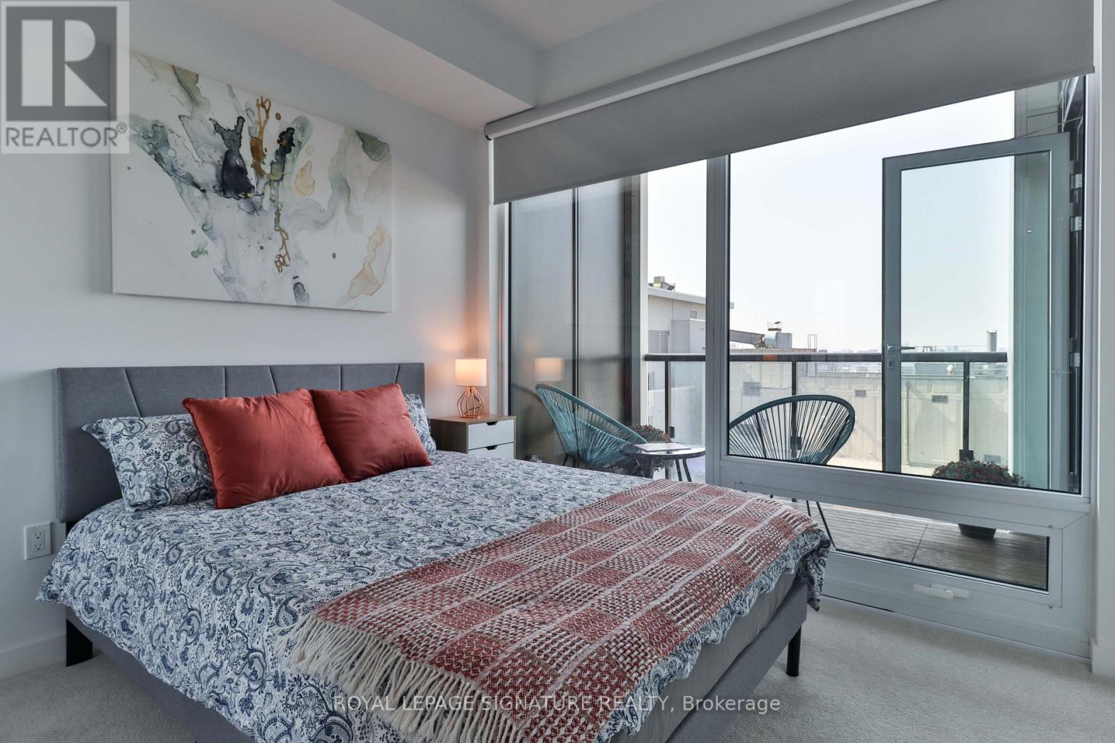 1411 - 121 St Patrick Street, Toronto, Ontario  M5T 3C1 - Photo 9 - C12694536