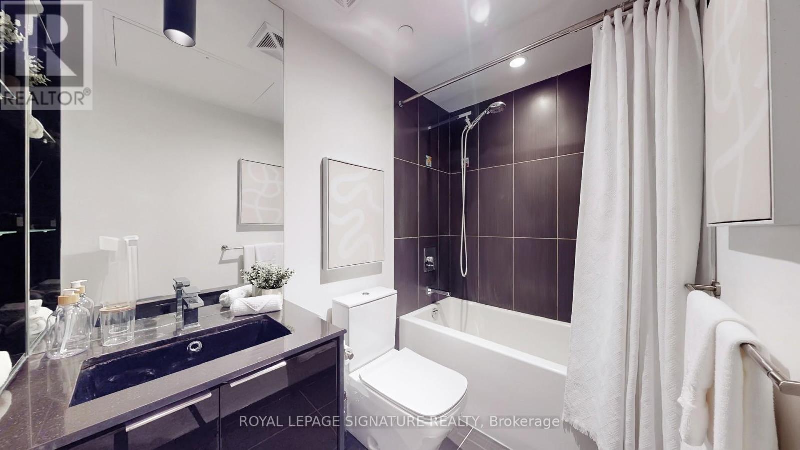 2608 - 70 Temperance Street, Toronto, Ontario  M5H 0B1 - Photo 24 - C12694628