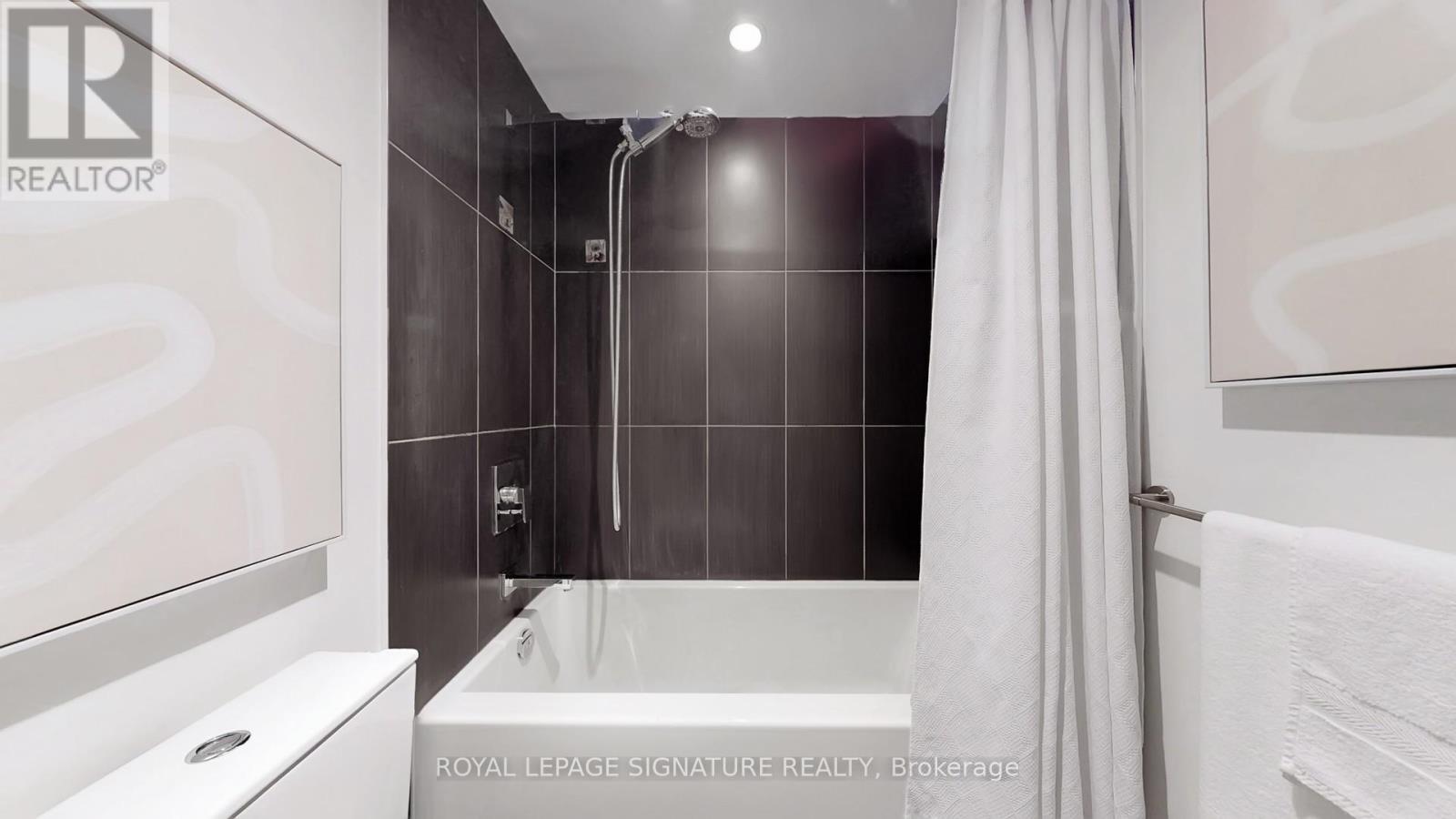 2608 - 70 Temperance Street, Toronto, Ontario  M5H 0B1 - Photo 26 - C12694628