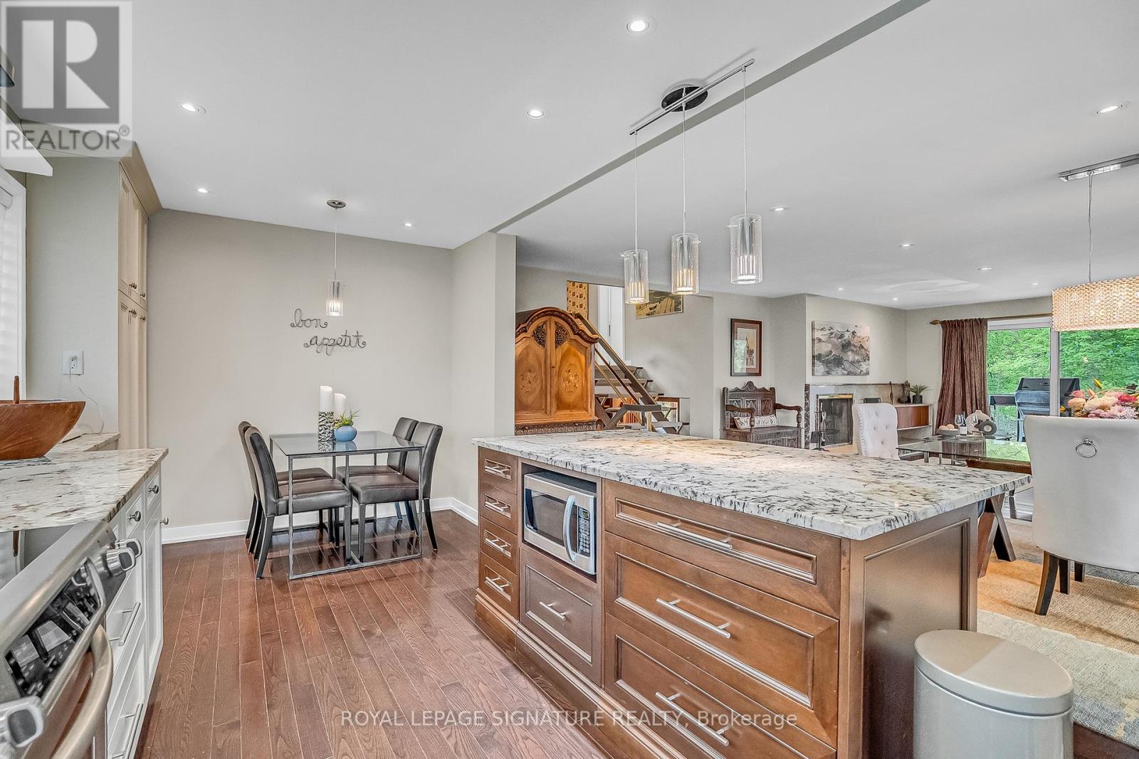 8 Silverdale Crescent, Toronto, Ontario  M3A 3H1 - Photo 13 - C12694650