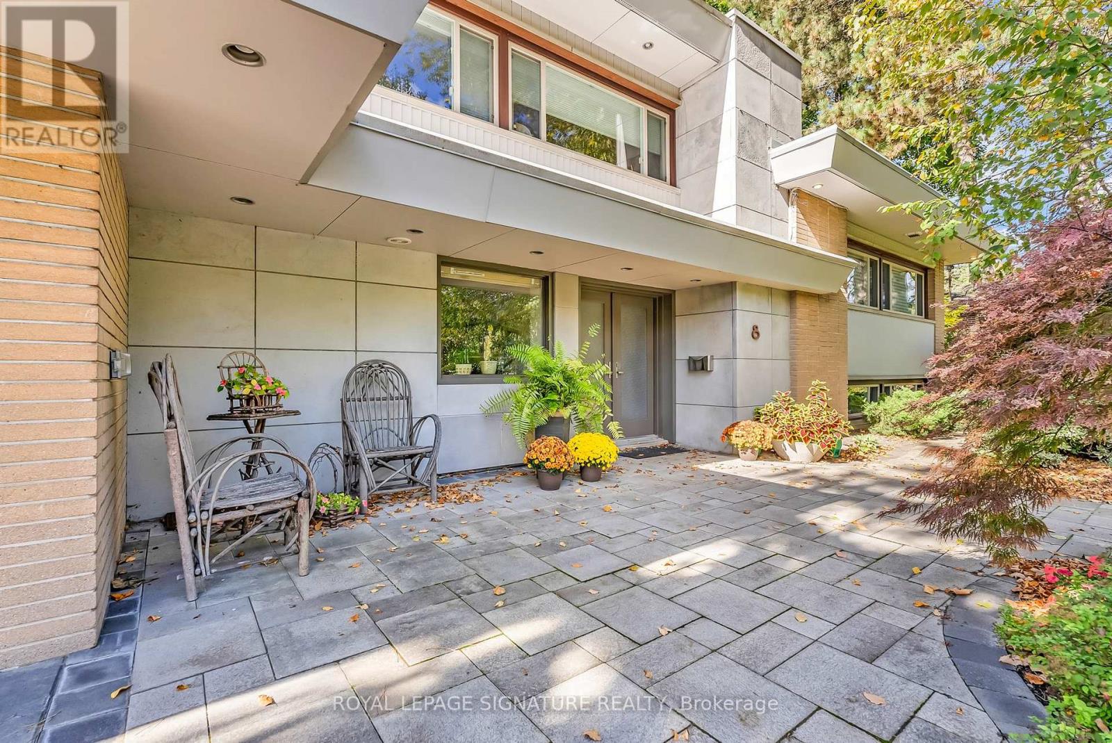 8 Silverdale Crescent, Toronto, Ontario  M3A 3H1 - Photo 3 - C12694650