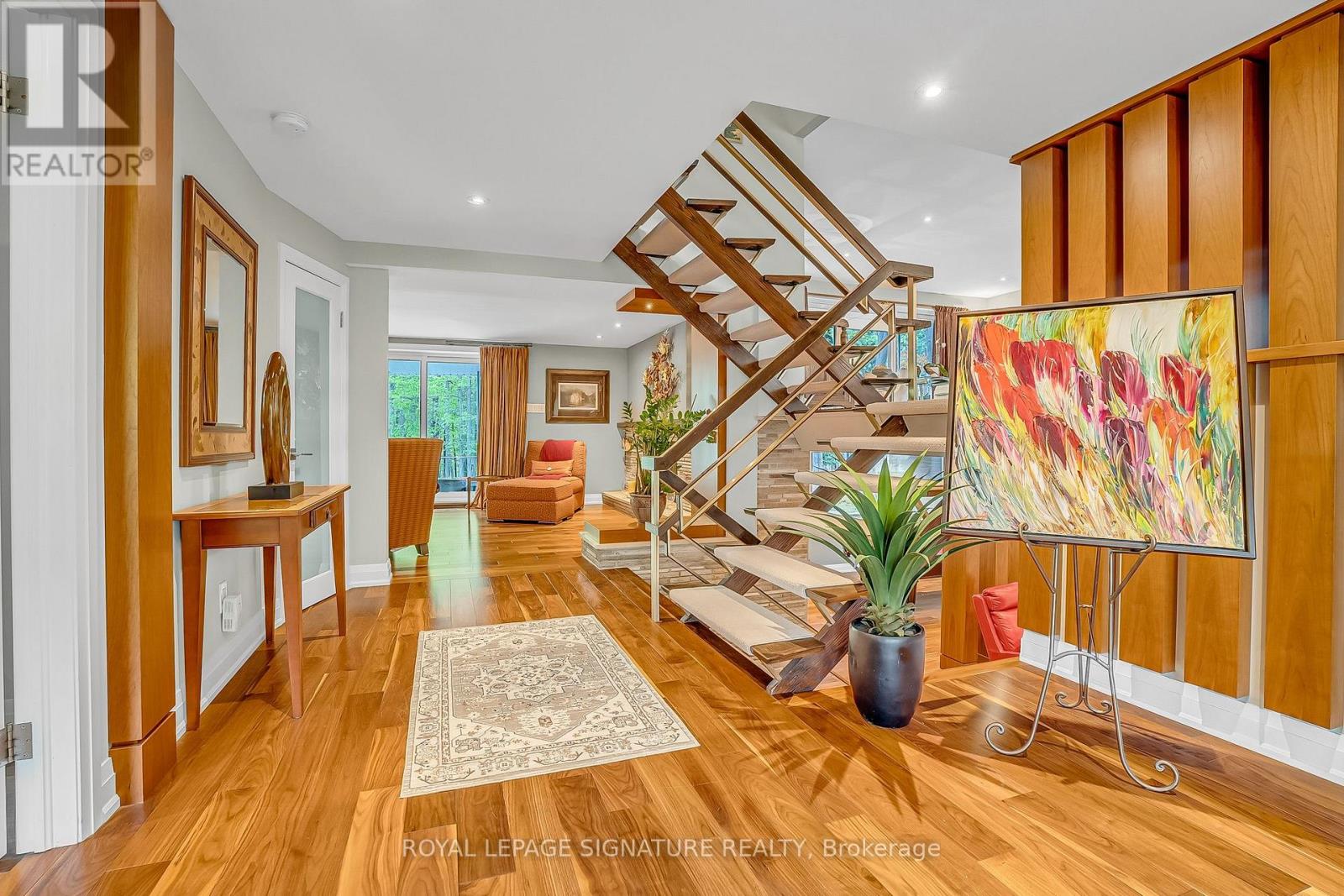 8 Silverdale Crescent, Toronto, Ontario  M3A 3H1 - Photo 4 - C12694650