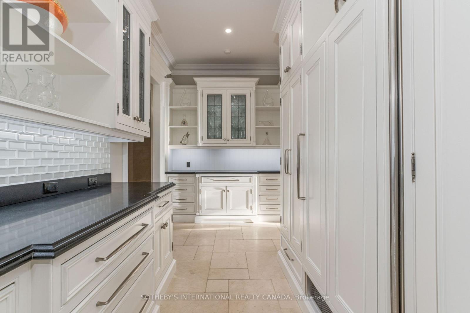 45 Bayview Ridge, Toronto, Ontario  M2L 1E3 - Photo 19 - C12694680