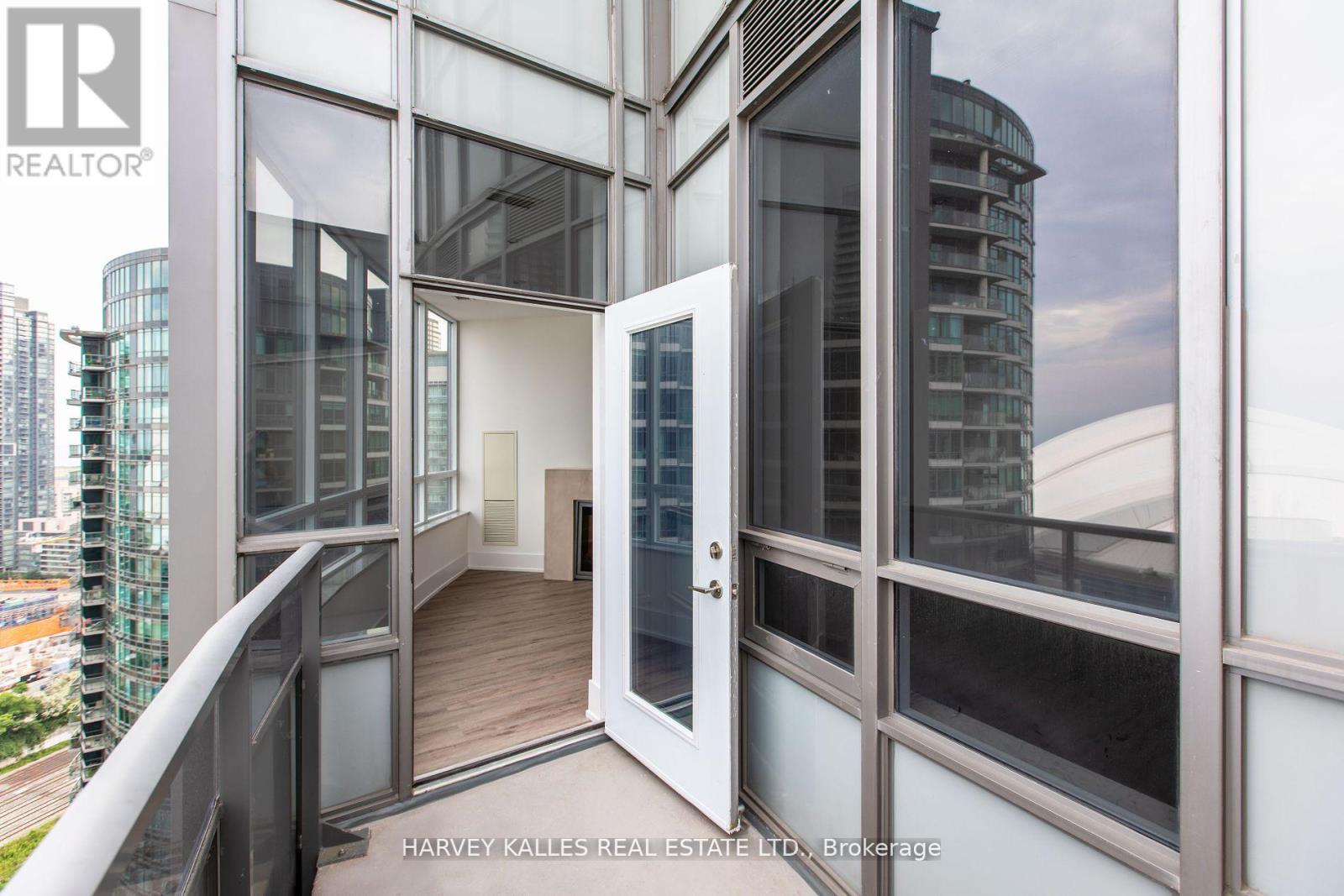 Ph2 - 20 Blue Jays Way, Toronto, Ontario  M5V 3W6 - Photo 24 - C12694694