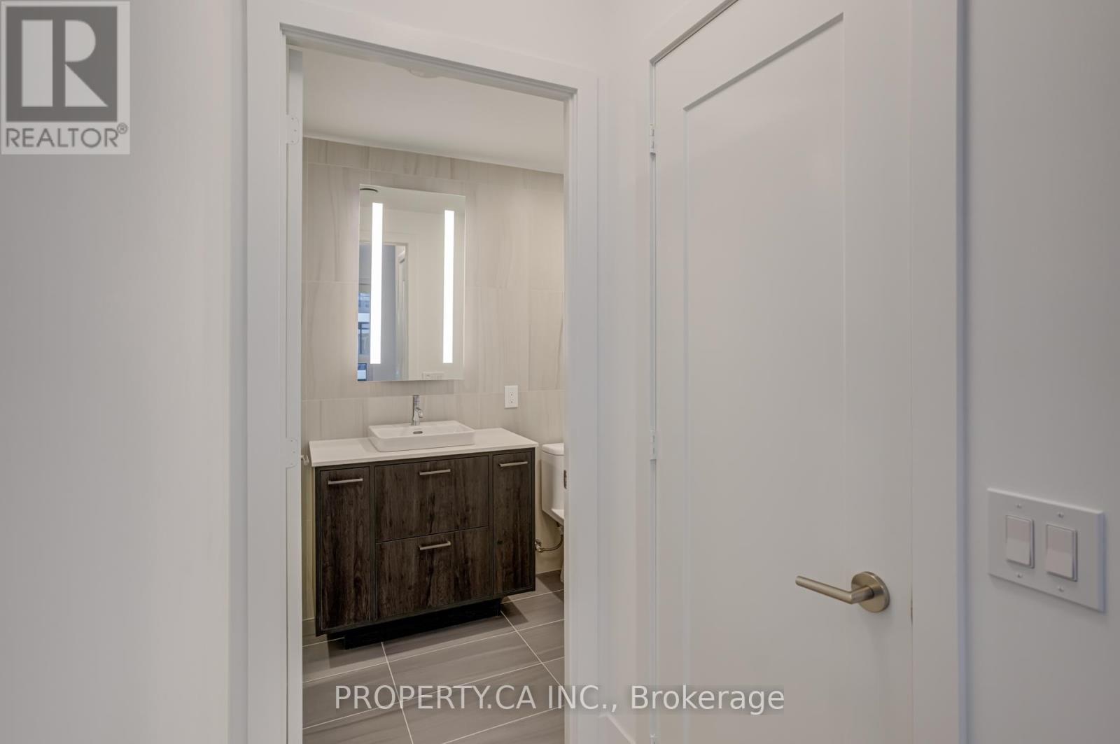 601 - 115 Denison Avenue, Toronto, Ontario  M5T 2N1 - Photo 12 - C12652894