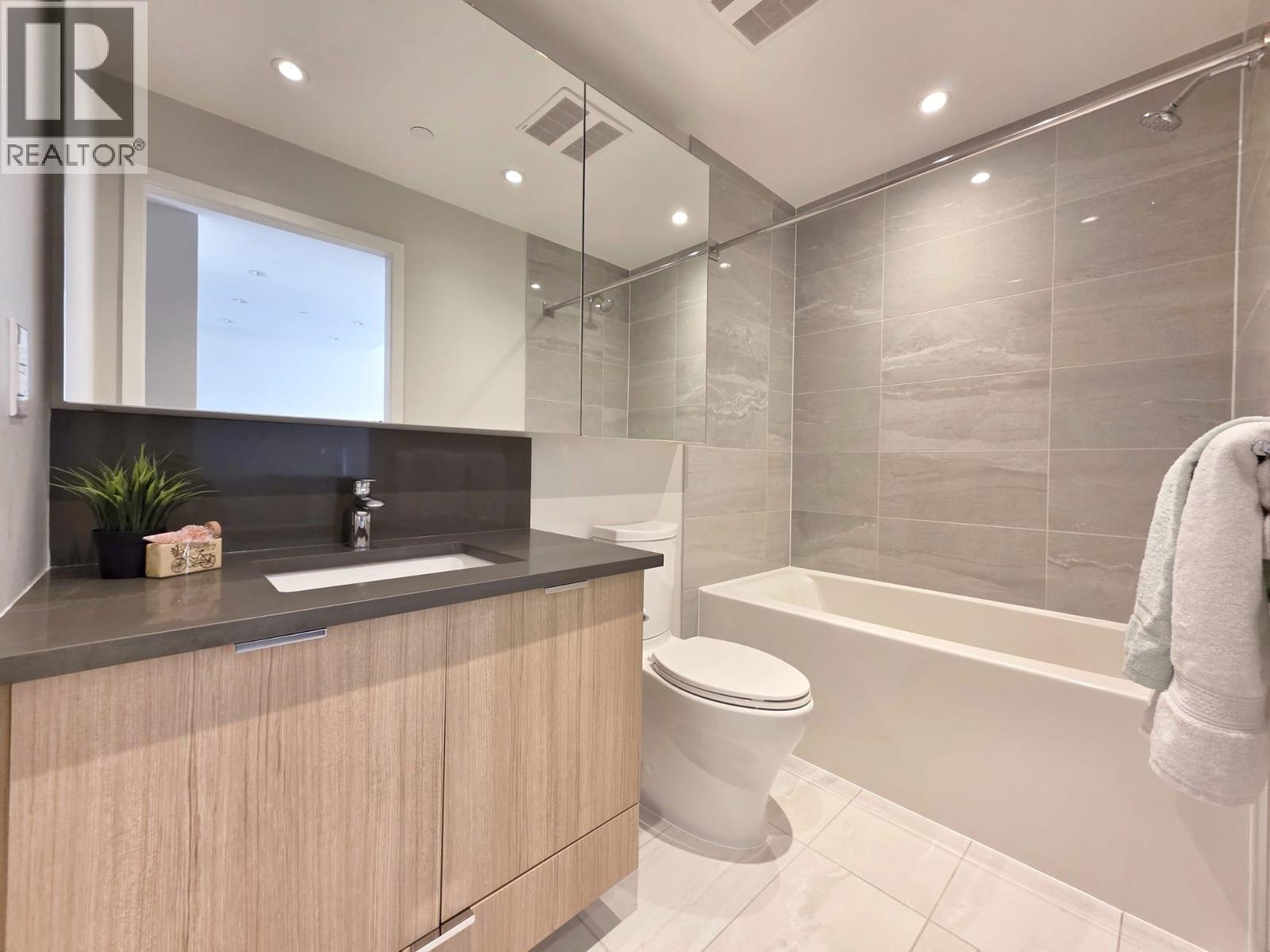 1503 3430 S E Kent Avenue, Vancouver, British Columbia  V5S 0G7 - Photo 9 - R3079050