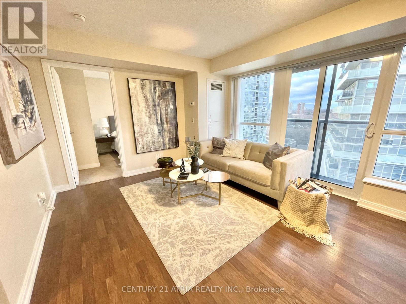 1019 - 181 Village Green Square, Toronto, Ontario  M1S 0K6 - Photo 1 - E12694348