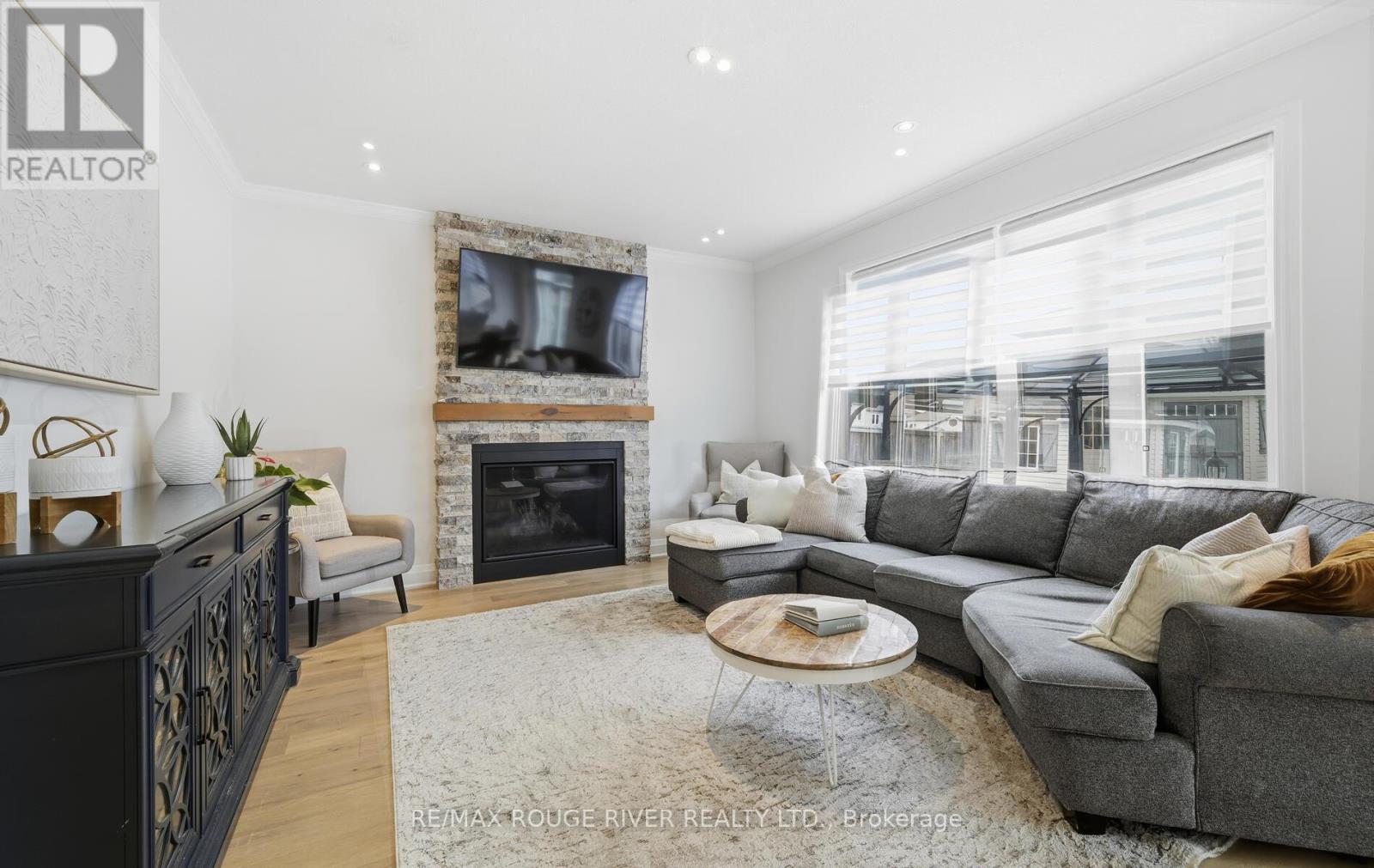 15 Woolacott Lane, Clarington, Ontario L1C 0J4 - Photo 9 - E12694422