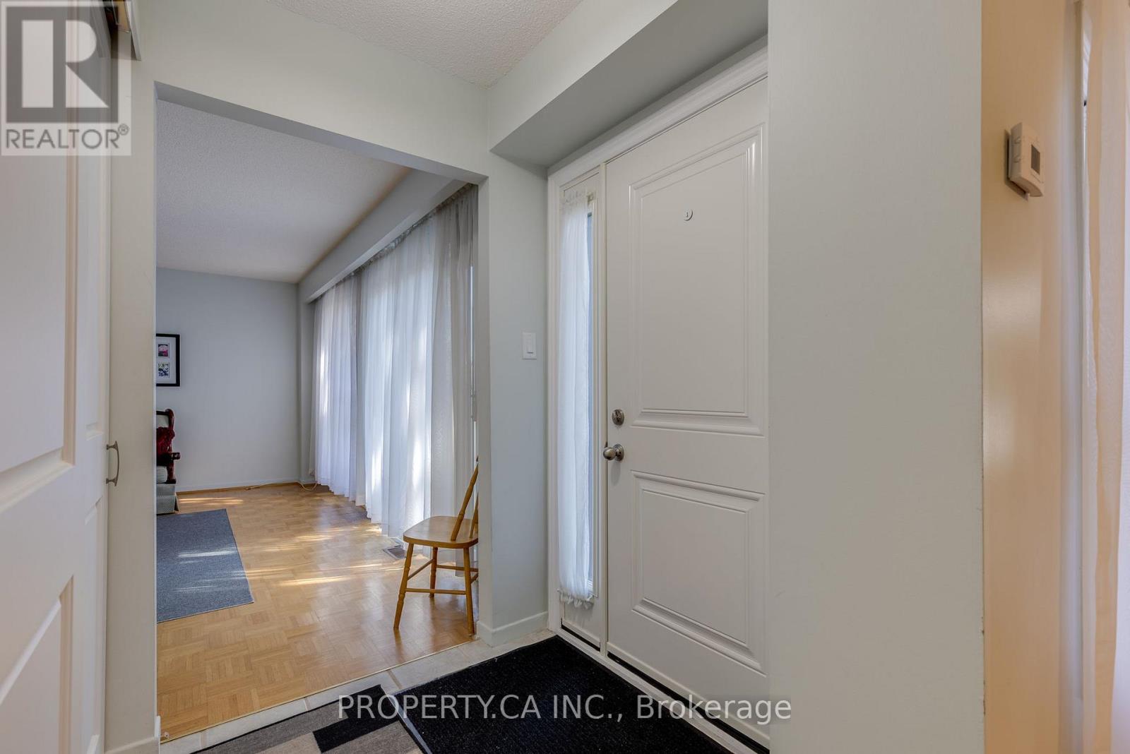 404 Milner Avenue S, Toronto, Ontario  M1B 1Z9 - Photo 3 - E12694550