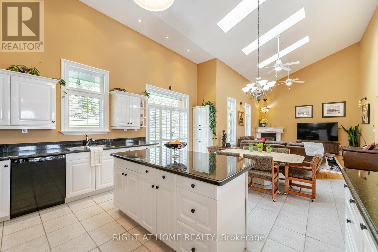 6 Lord Duncan Court, Clarington, Ontario  L1E 1Z5 - Photo 10 - E12694562