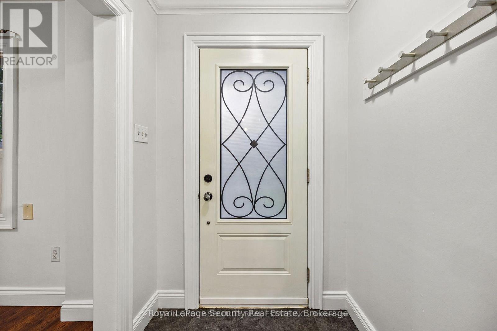 177 Clonmore Drive, Toronto, Ontario  M1N 1Y2 - Photo 2 - E12694638