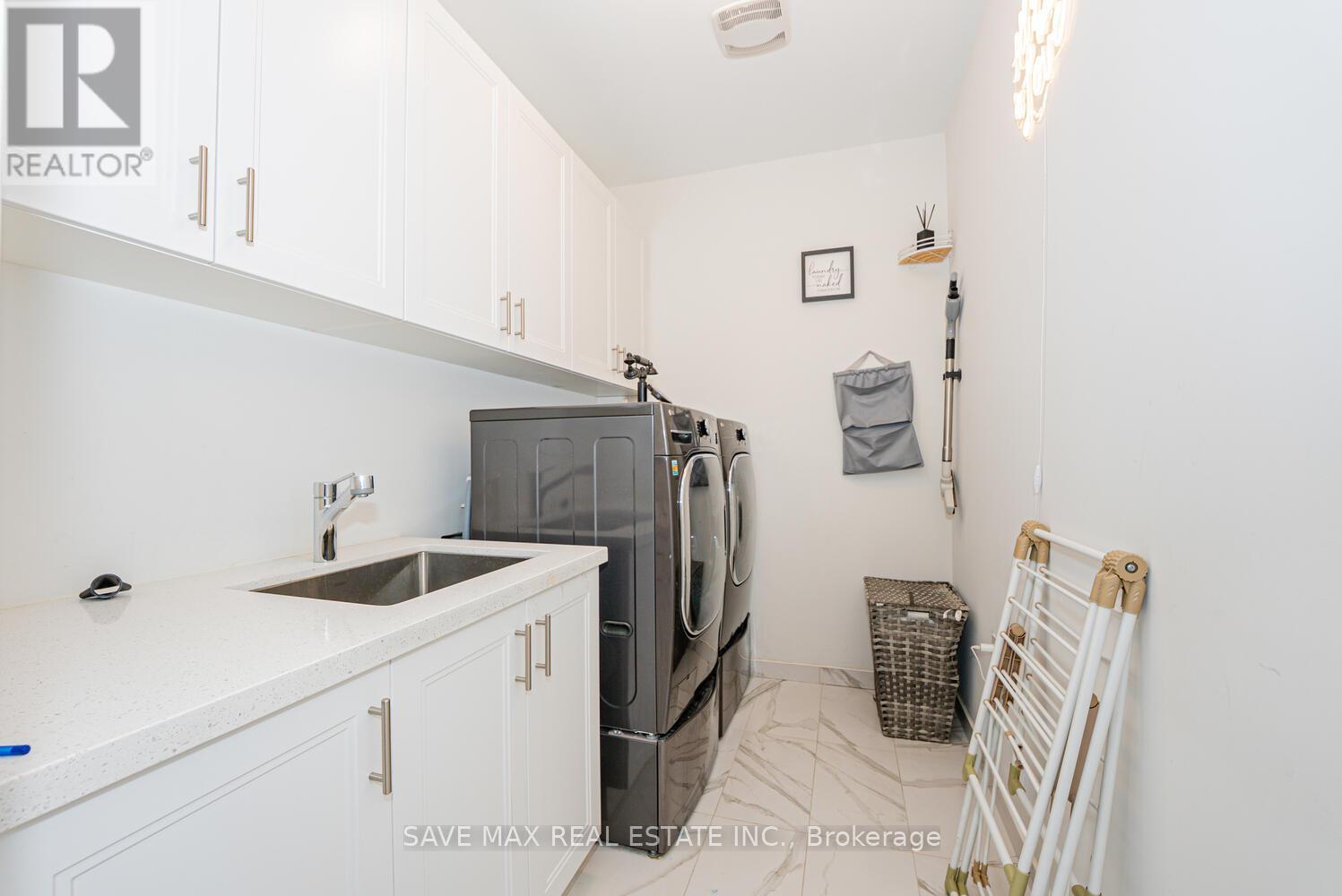 1217 Ironbridge Road, Oakville, Ontario  L6M 5M5 - Photo 42 - W12674248