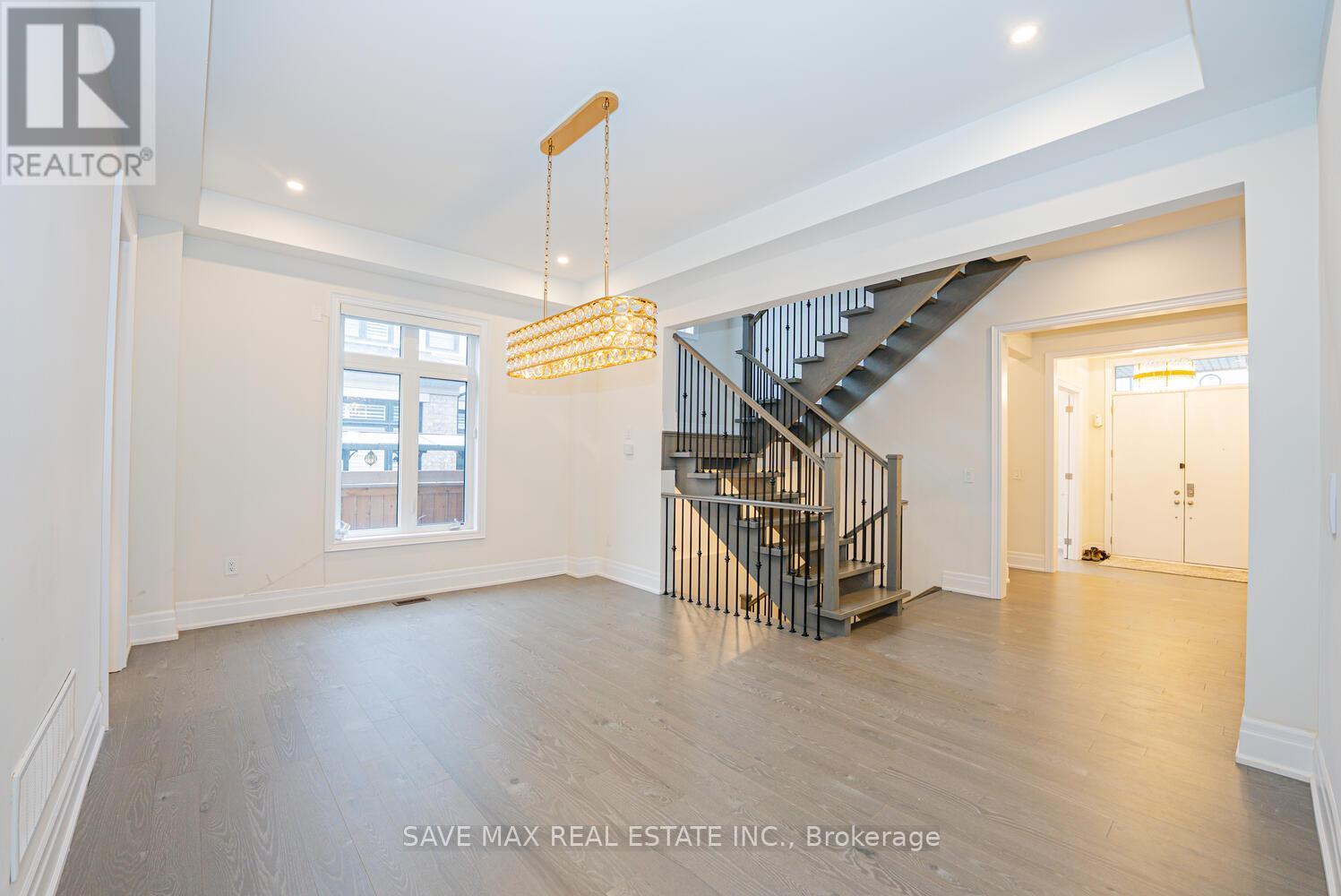 1217 Ironbridge Road, Oakville, Ontario  L6M 5M5 - Photo 7 - W12674248