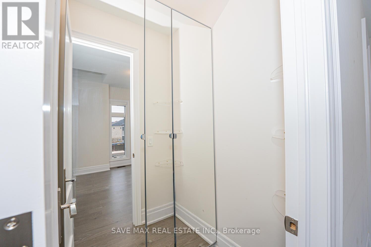 1217 Ironbridge Road, Oakville, Ontario  L6M 5M5 - Photo 35 - W12674248