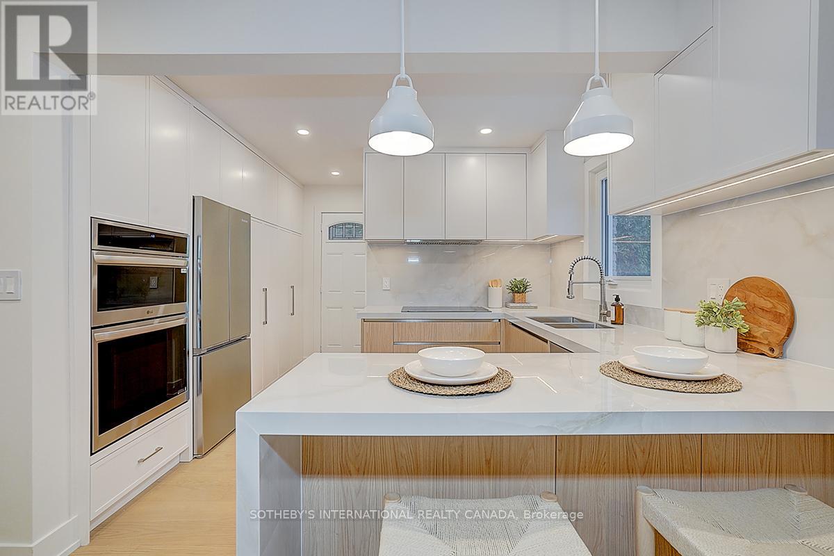 4 Dersingham Crescent, Markham, Ontario  L3T 4E7 - Photo 24 - N12694326