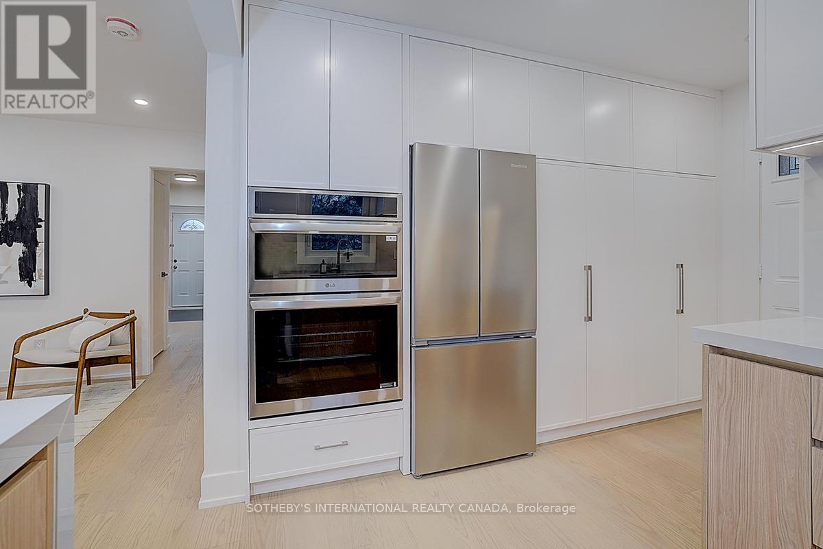 4 Dersingham Crescent, Markham, Ontario  L3T 4E7 - Photo 28 - N12694326