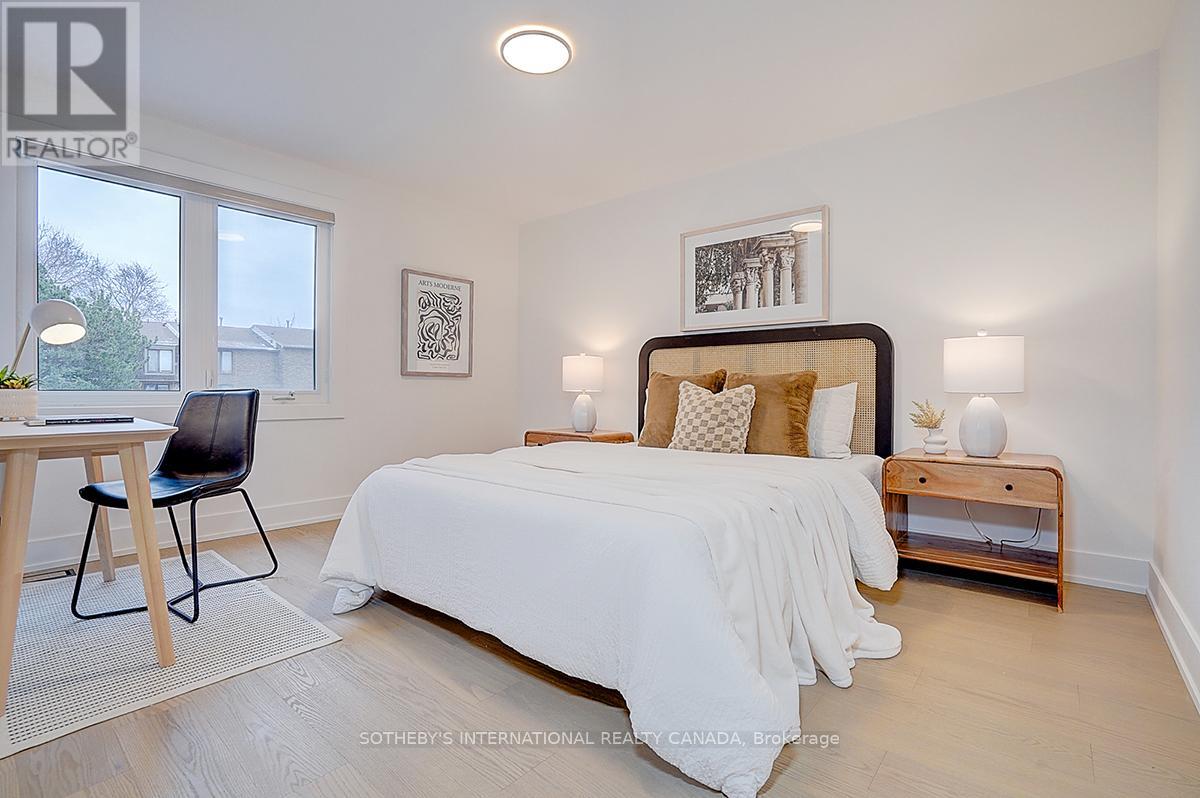 4 Dersingham Crescent, Markham, Ontario  L3T 4E7 - Photo 38 - N12694326