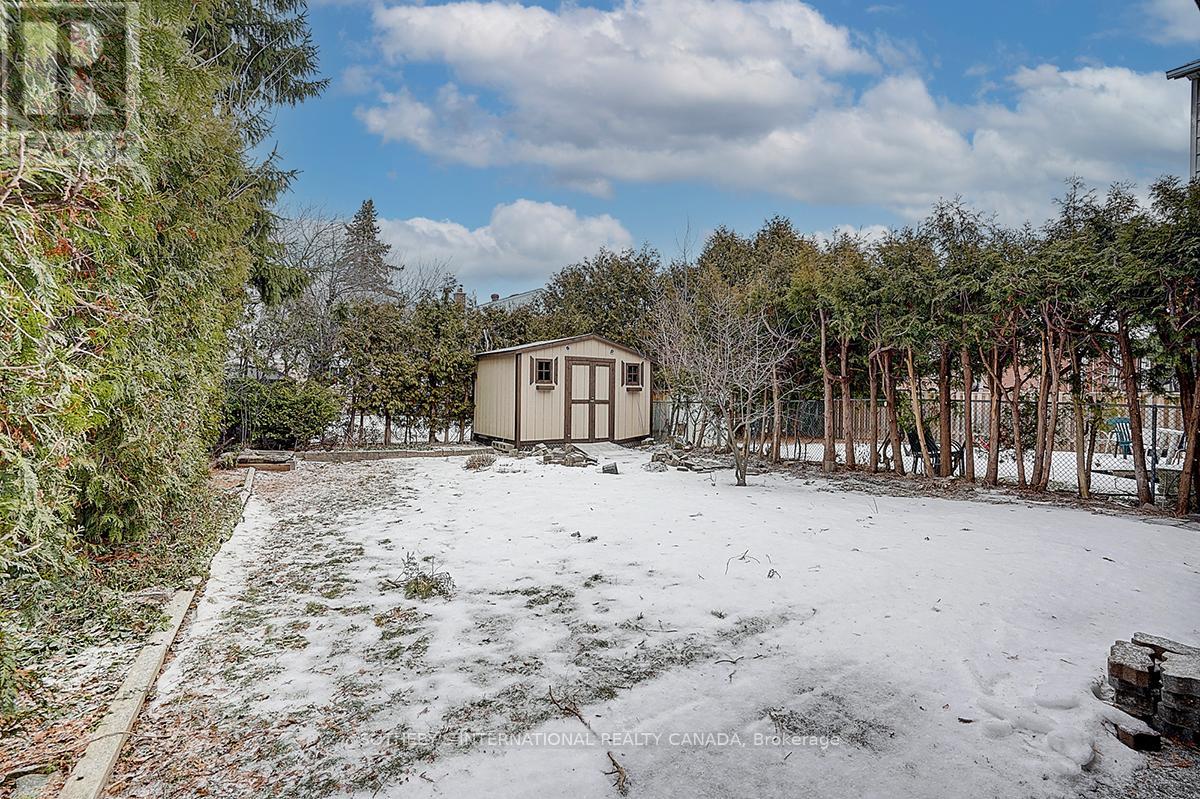 4 Dersingham Crescent, Markham, Ontario  L3T 4E7 - Photo 43 - N12694326