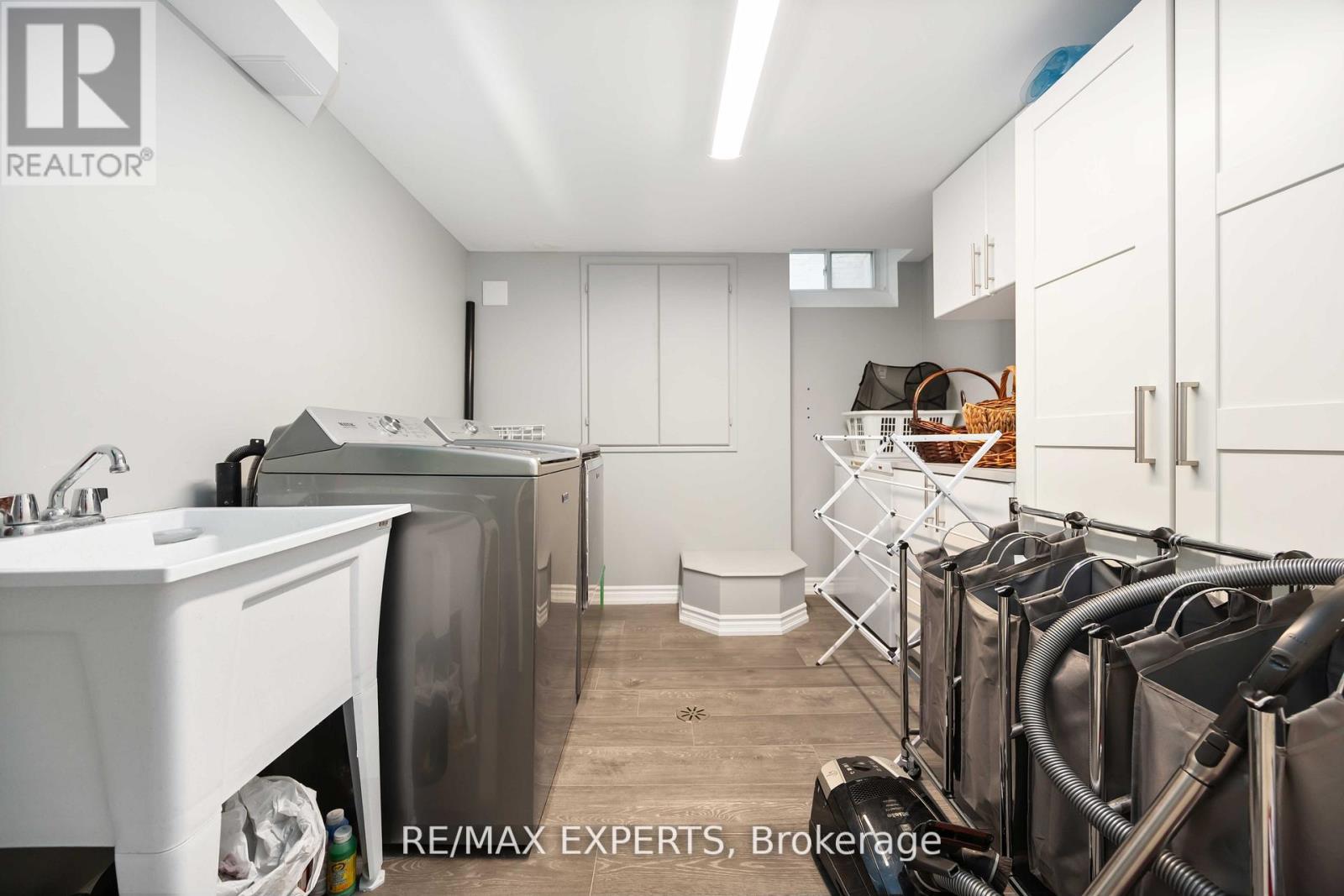 93 Stiver Drive, Newmarket (Bristol-London), Ontario  L3Y 7W2 - Photo 25 - N12694330