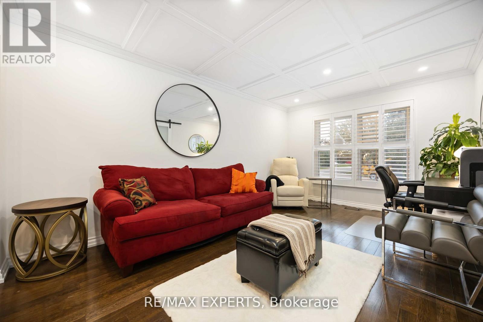 93 Stiver Drive, Newmarket (Bristol-London), Ontario  L3Y 7W2 - Photo 5 - N12694330