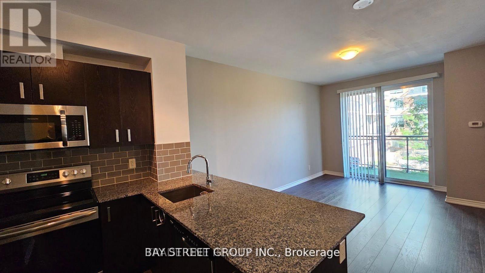 208 - 11611 Yonge Street, Richmond Hill, Ontario  L4E 3N8 - Photo 6 - N12694332