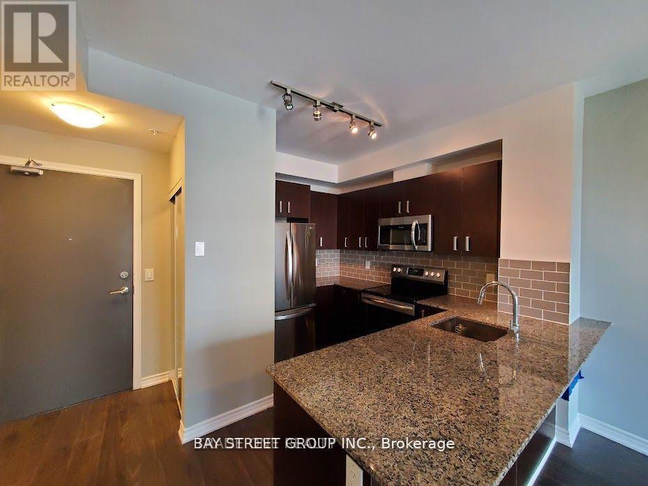 208 - 11611 Yonge Street, Richmond Hill, Ontario  L4E 3N8 - Photo 8 - N12694332