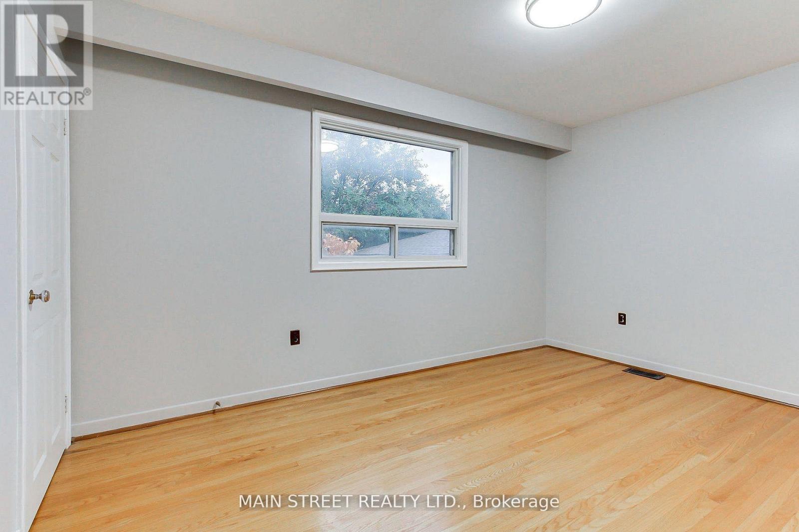 364 Agar Avenue, Bradford West Gwillimbury (Bradford), Ontario  L3Z 1H5 - Photo 16 - N12694450