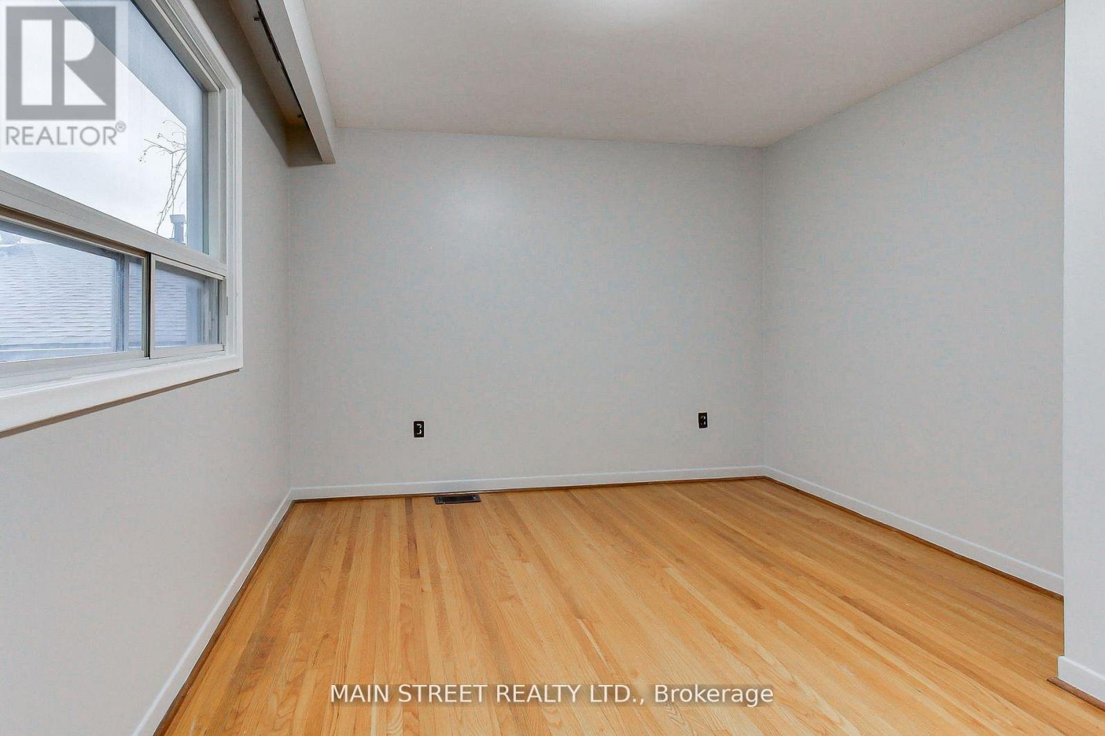 364 Agar Avenue, Bradford West Gwillimbury (Bradford), Ontario  L3Z 1H5 - Photo 18 - N12694450