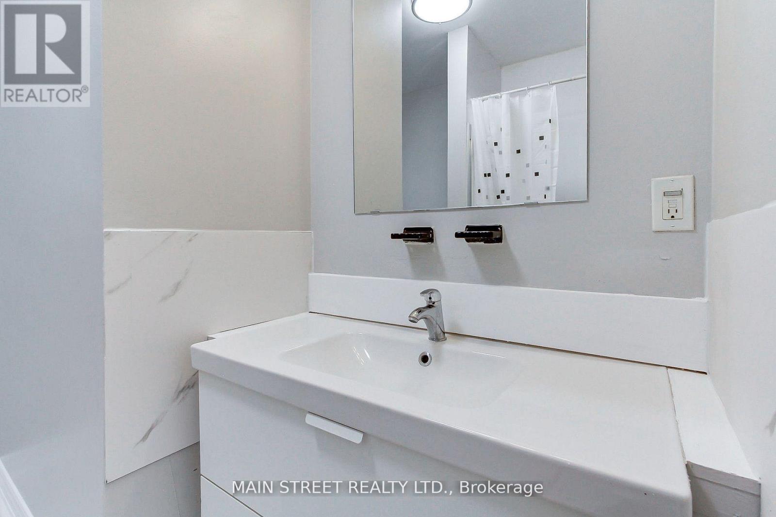 364 Agar Avenue, Bradford West Gwillimbury (Bradford), Ontario  L3Z 1H5 - Photo 25 - N12694450