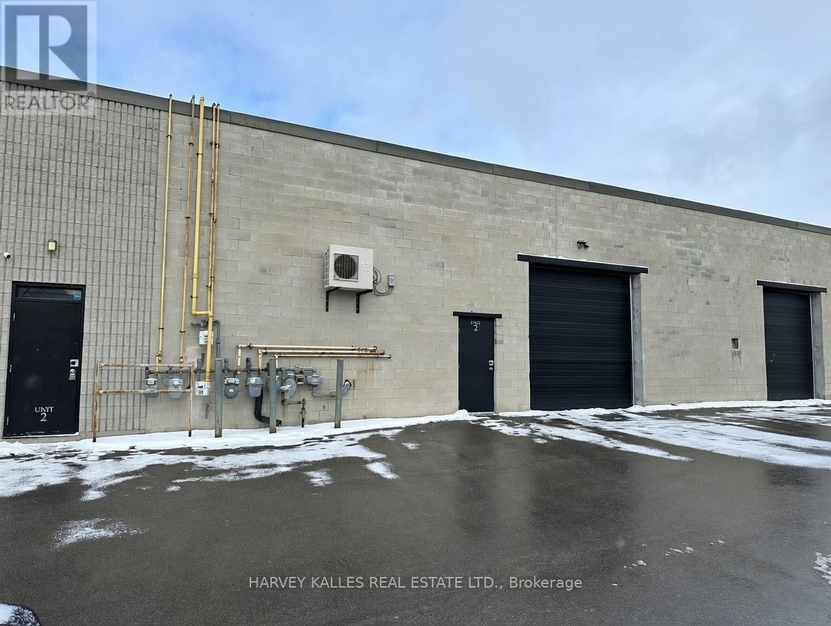 2 - 589 Steven Court, Newmarket, Ontario  L3Y 6Z3 - Photo 2 - N12694456