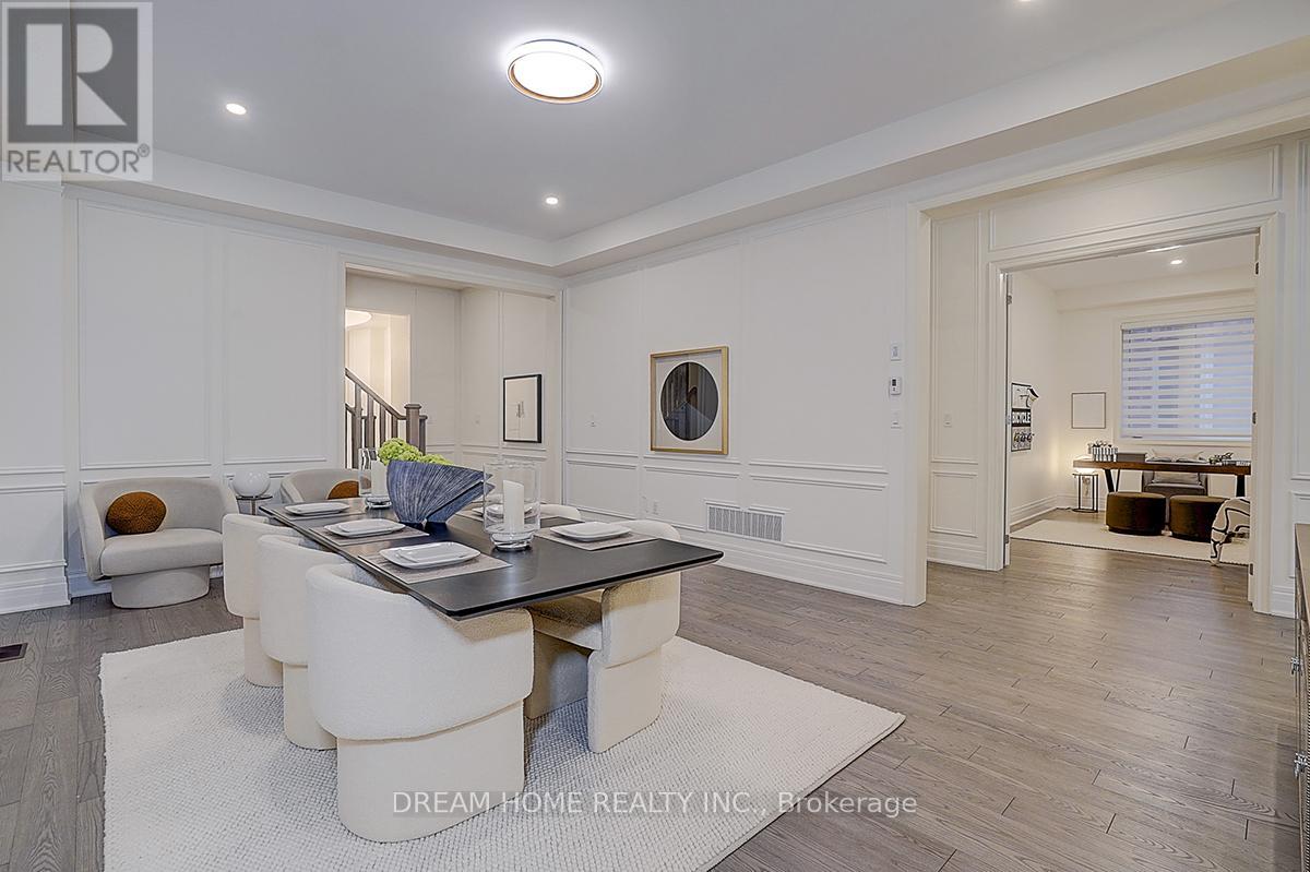 40 Red Giant Street, Richmond Hill, Ontario  L4C 4Y4 - Photo 14 - N12694468