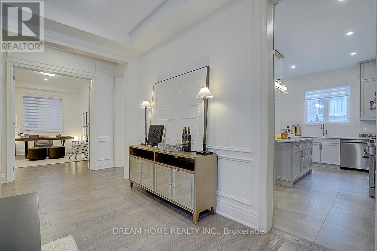 40 Red Giant Street, Richmond Hill, Ontario  L4C 4Y4 - Photo 18 - N12694468