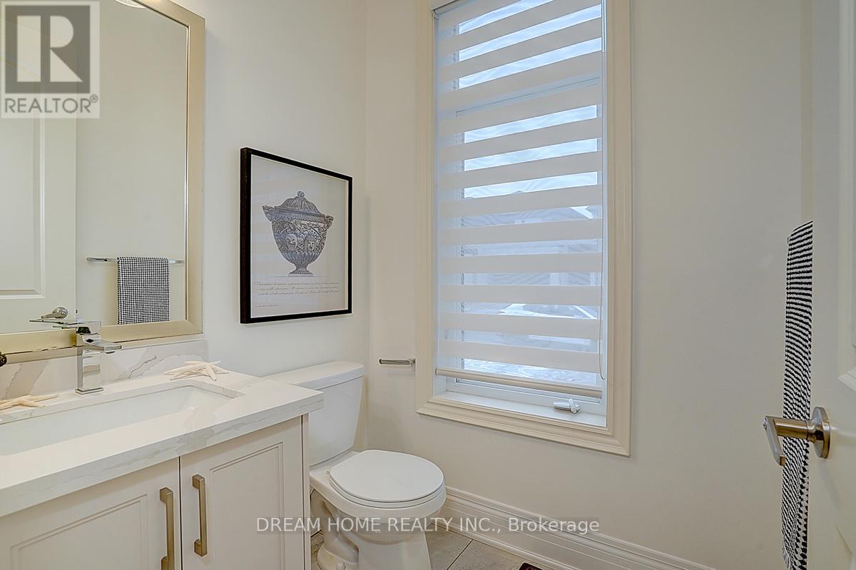 40 Red Giant Street, Richmond Hill, Ontario  L4C 4Y4 - Photo 25 - N12694468