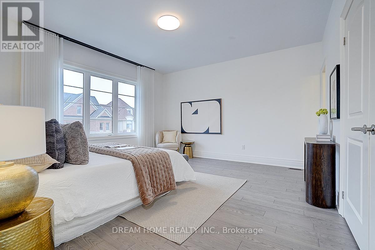 40 Red Giant Street, Richmond Hill, Ontario  L4C 4Y4 - Photo 36 - N12694468