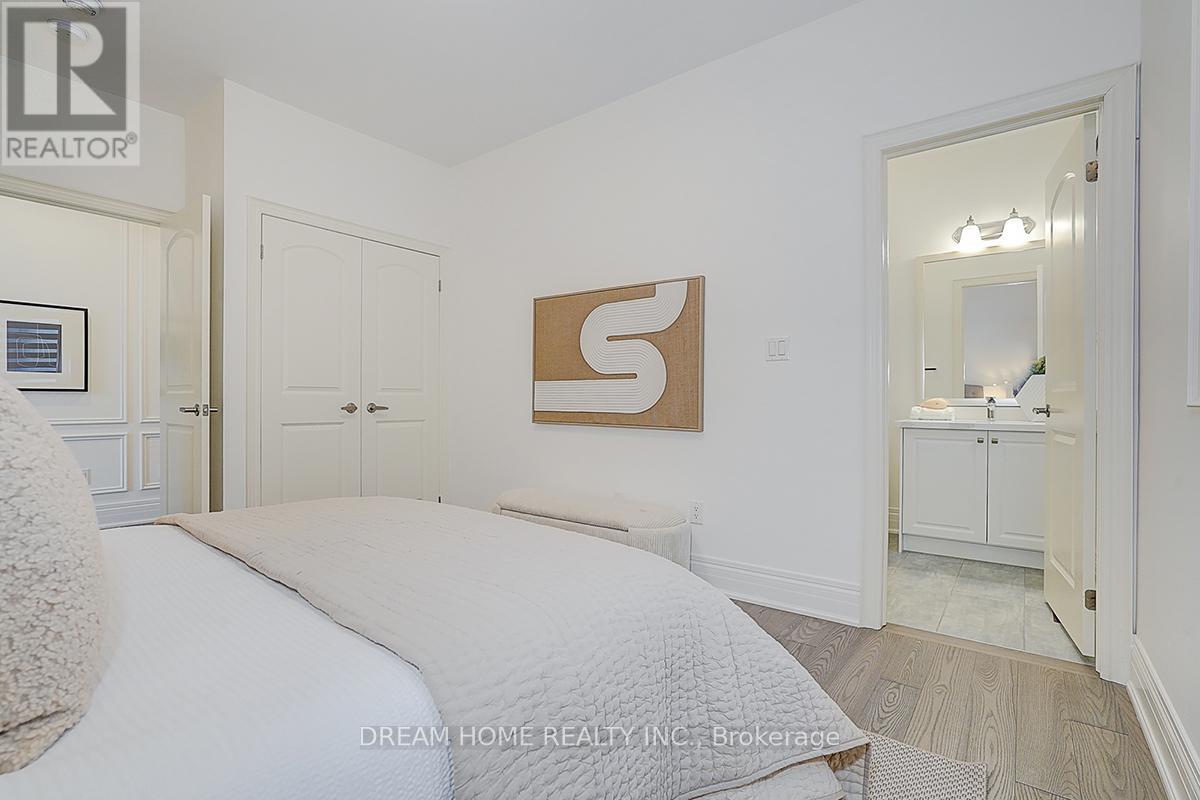 40 Red Giant Street, Richmond Hill, Ontario  L4C 4Y4 - Photo 44 - N12694468