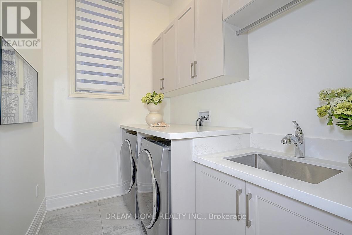 40 Red Giant Street, Richmond Hill, Ontario  L4C 4Y4 - Photo 46 - N12694468