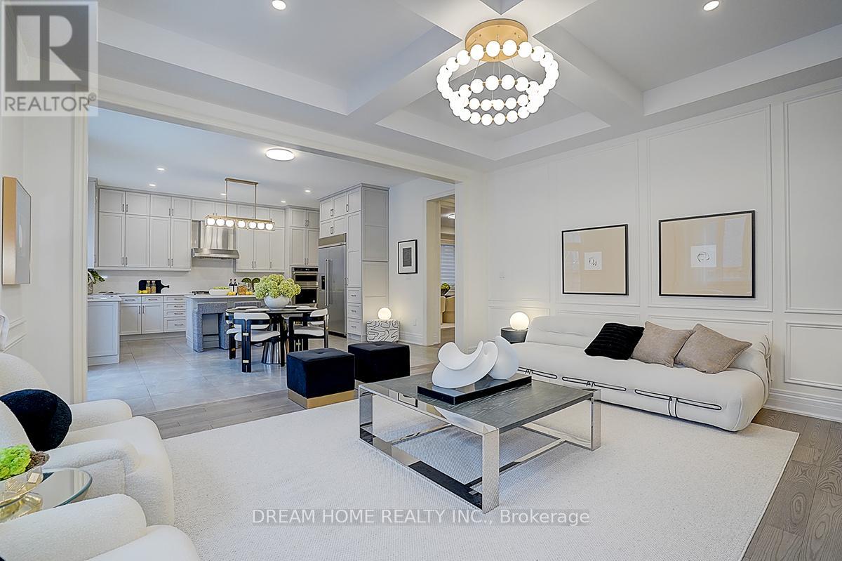 40 Red Giant Street, Richmond Hill, Ontario  L4C 4Y4 - Photo 5 - N12694468