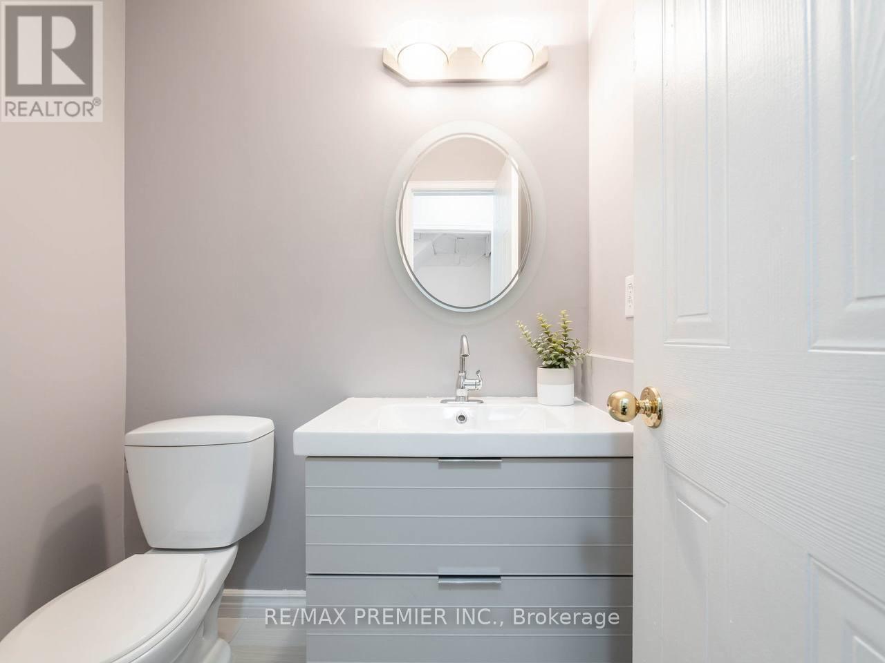 39 Ross Linton Drive, Aurora (Aurora Highlands), Ontario  L4G 6T3 - Photo 24 - N12694502