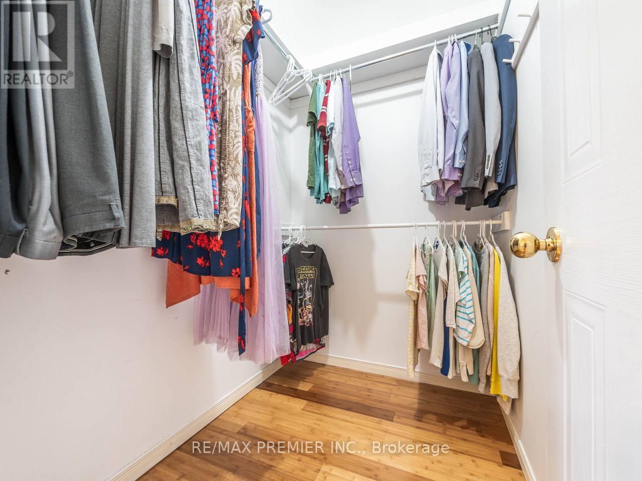 39 Ross Linton Drive, Aurora (Aurora Highlands), Ontario  L4G 6T3 - Photo 32 - N12694502