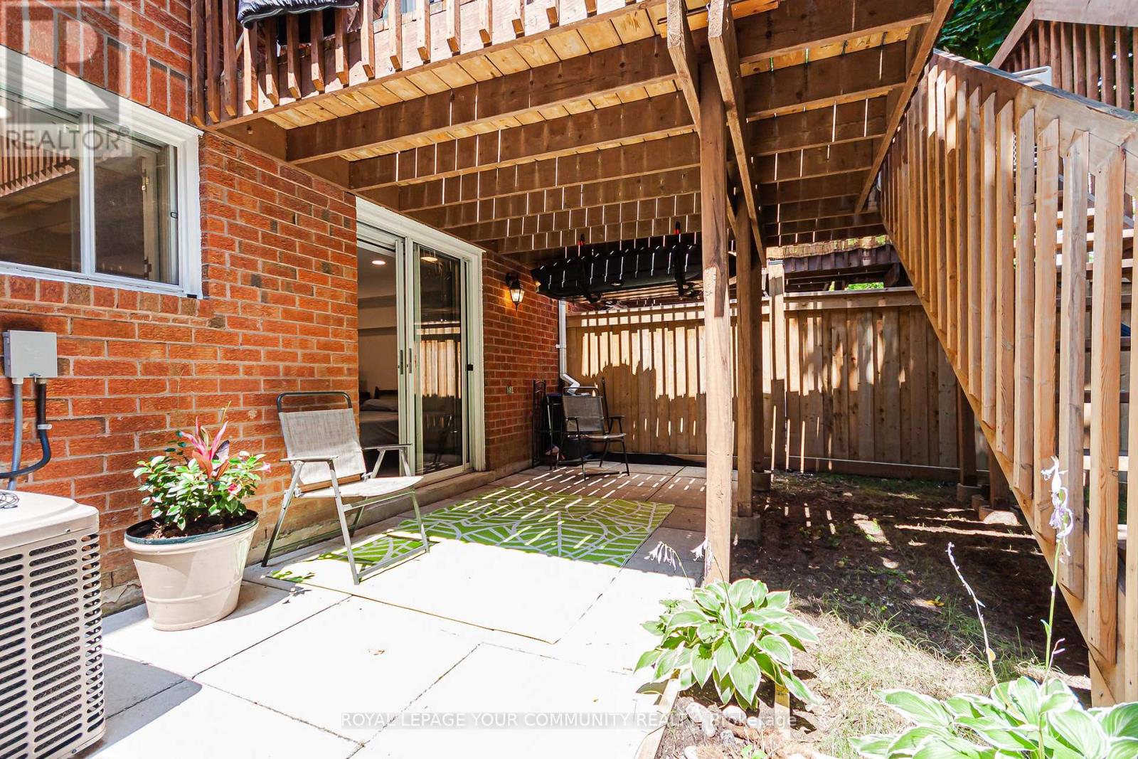 76 Brownstone Circle, Vaughan (Crestwood-Springfarm-Yorkhill), Ontario  L4J 7P7 - Photo 1 - N12694558