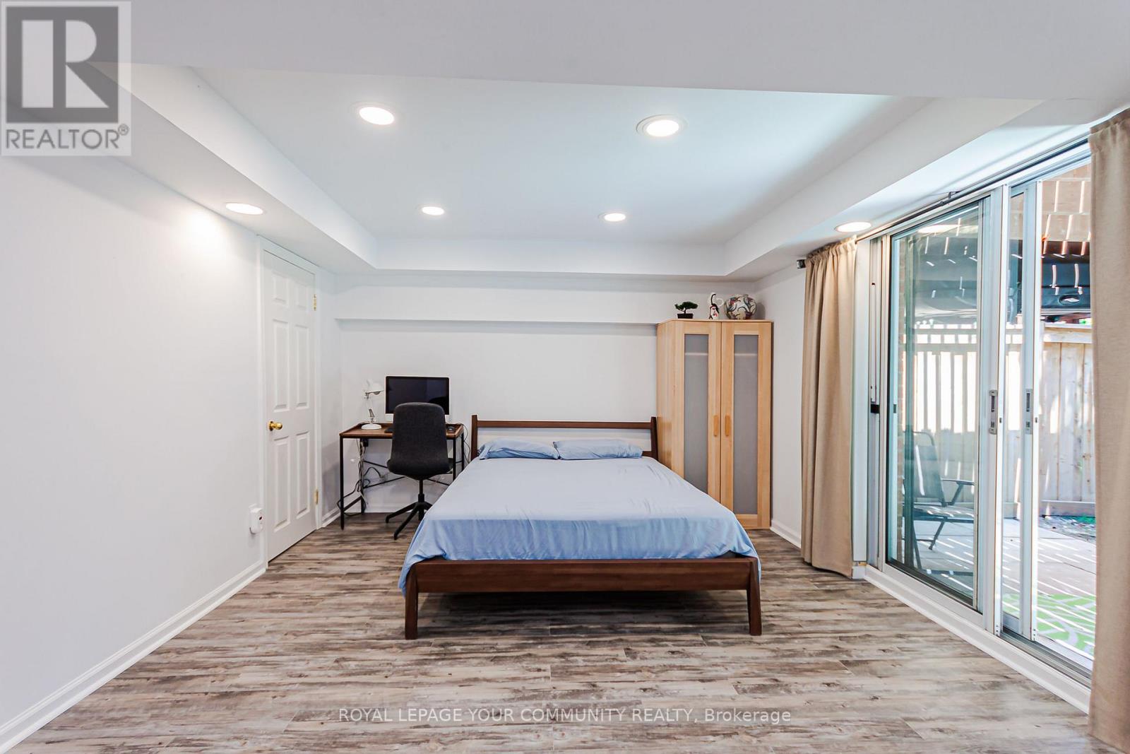 76 Brownstone Circle, Vaughan (Crestwood-Springfarm-Yorkhill), Ontario  L4J 7P7 - Photo 7 - N12694558