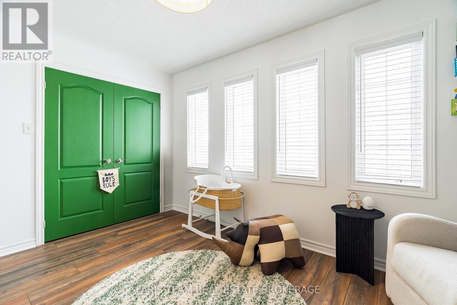 3 Saxon Road, Barrie (Innis-Shore), Ontario  L4M 7G6 - Photo 25 - S12694566